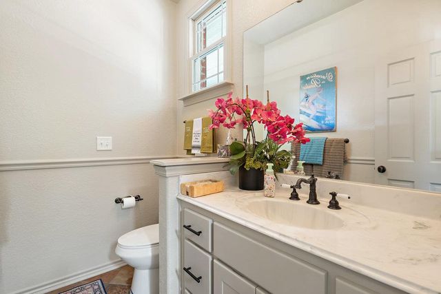 104 River Ranch RD, Kingsland, TX 78639