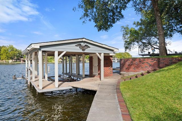 104 River Ranch RD, Kingsland, TX 78639