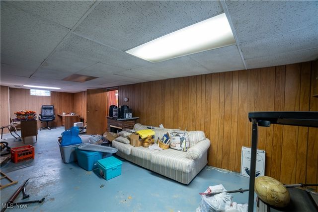 1153 Packard Drive, Akron, OH 44320