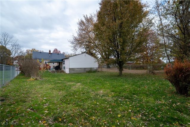 1153 Packard Drive, Akron, OH 44320