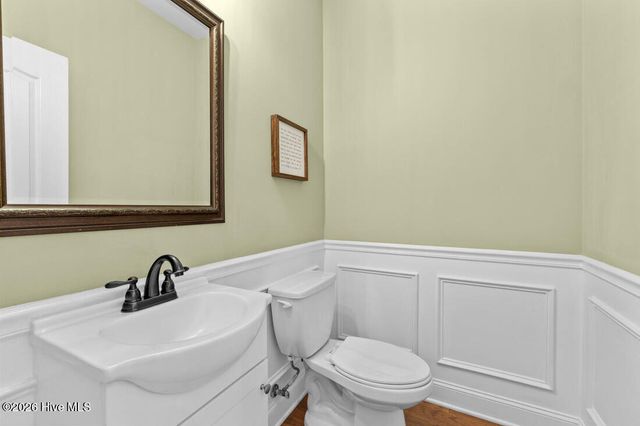 170 Valley Pines Circle, Spring Lake, NC 28390