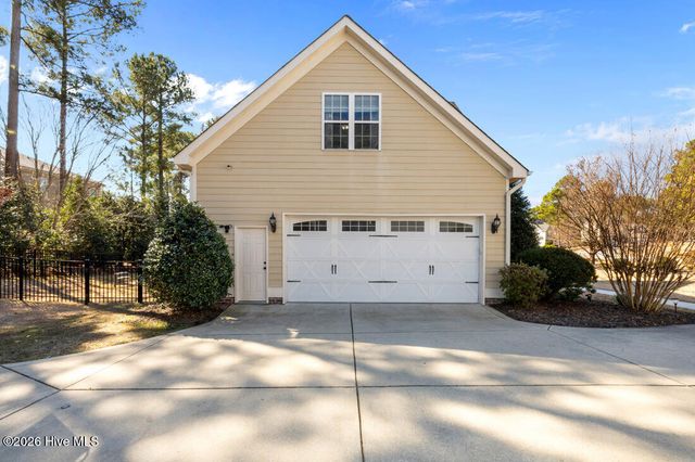 170 Valley Pines Circle, Spring Lake, NC 28390