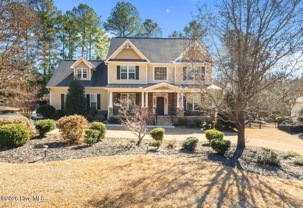 170 Valley Pines Circle, Spring Lake, NC 28390