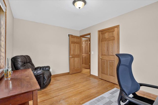 1927 Hancock Lane, Janesville, WI 53545