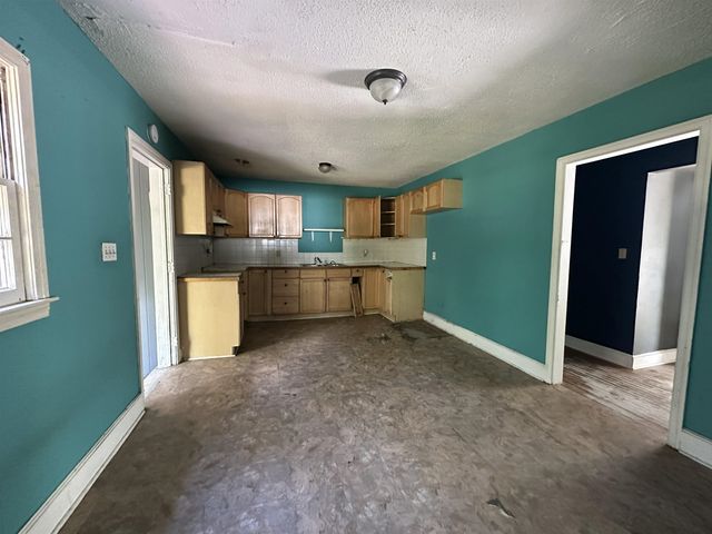 908 Lakeside Dr., Georgetown, SC 29440