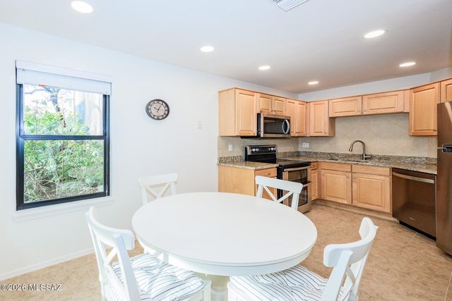 6655 N Canyon Crest Dr Unit 10161, Tucson, AZ 85750