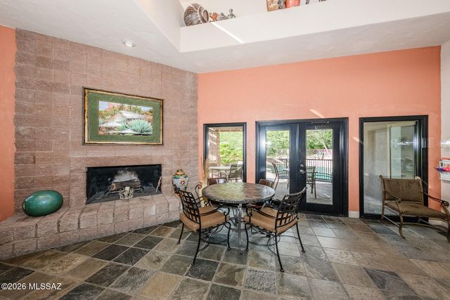 6655 N Canyon Crest Dr Unit 10161, Tucson, AZ 85750