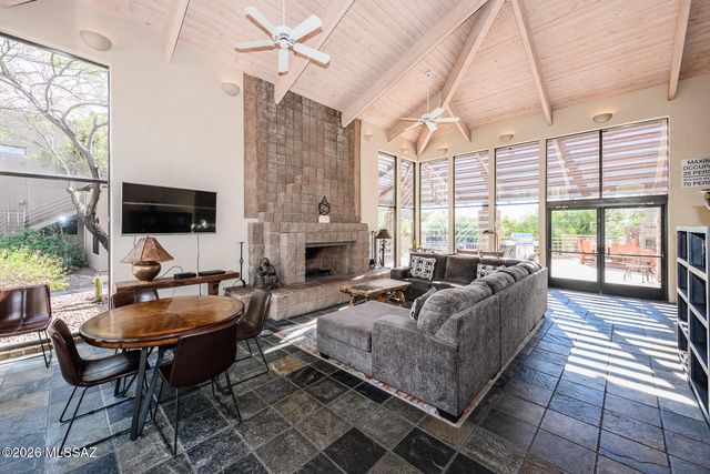 6655 N Canyon Crest Dr Unit 10161, Tucson, AZ 85750