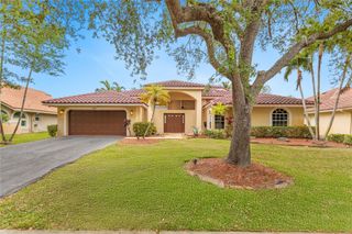 4841 NW 104th Ln, Coral Springs, FL 33076