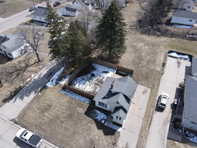 820 E Junius Avenue, Fergus Falls, MN 56537