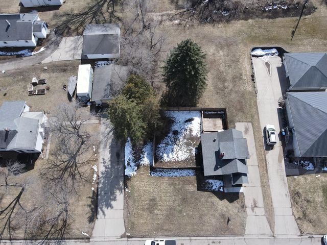 820 E Junius Avenue, Fergus Falls, MN 56537