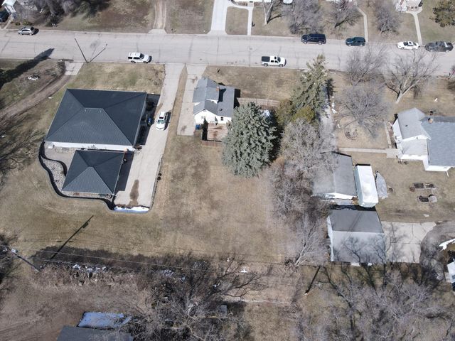 820 E Junius Avenue, Fergus Falls, MN 56537