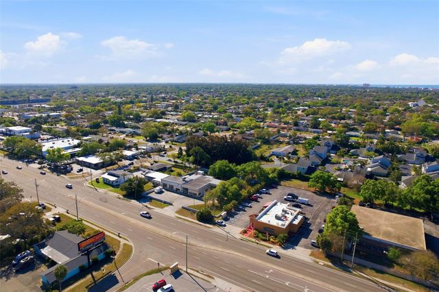 11696 CURRIE LANE, Largo, FL 33774