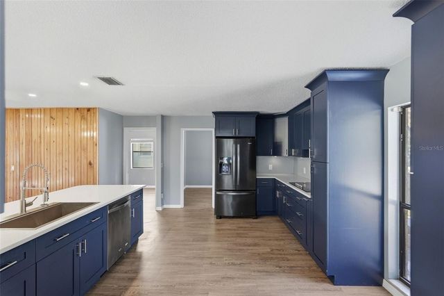 11696 CURRIE LANE, Largo, FL 33774