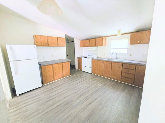 120 Acorn, Livingston, TX 77351