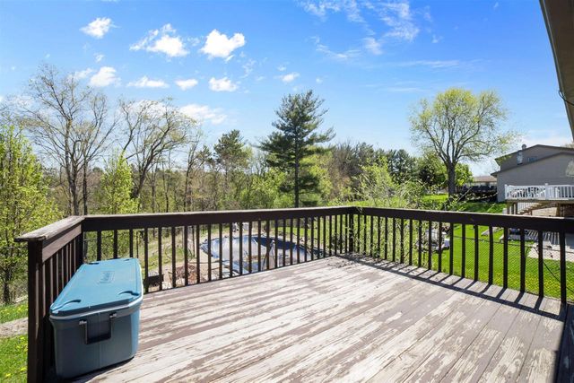 838 Somerset Drive, Janesville, WI 53546