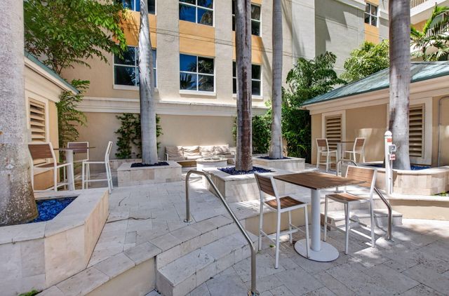 625 Casa Loma Boulevard 1003, Boynton Beach, FL 33435