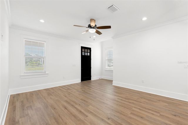 3923 W GRAY STREET, Tampa, FL 33609