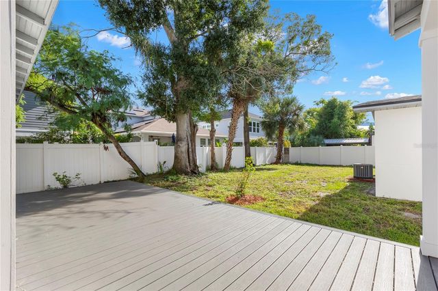 3923 W GRAY STREET, Tampa, FL 33609