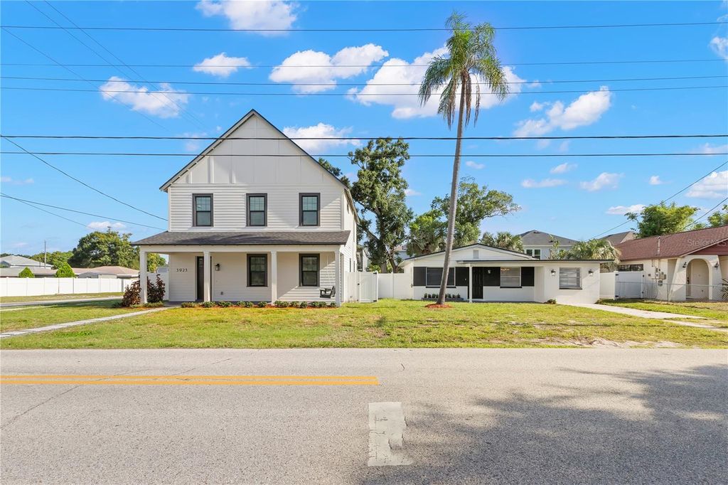 Image 41 of property listing at 3923 W GRAY STREET, Tampa, FL 33609