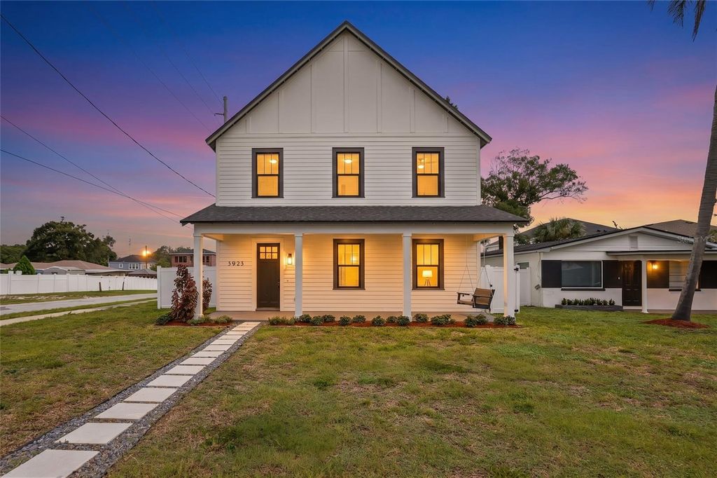 Image 56 of property listing at 3923 W GRAY STREET, Tampa, FL 33609