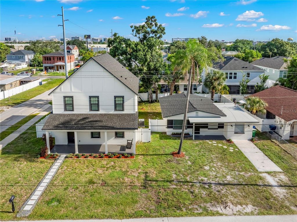 Image 64 of property listing at 3923 W GRAY STREET, Tampa, FL 33609