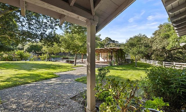 547 Mission Vineyard Road, San Juan Bautista, CA 95045