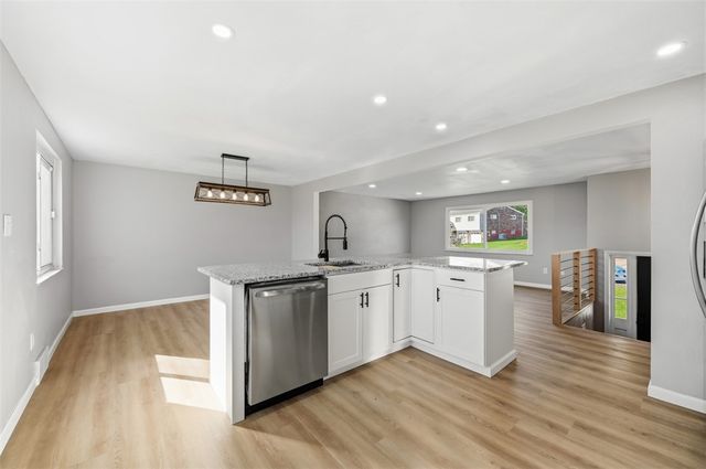 330 Laurie Drive, Penn Hills, PA 15235