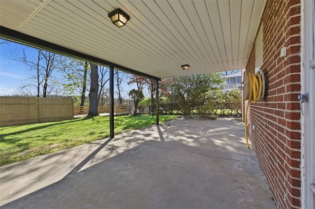 330 Laurie Drive, Penn Hills, PA 15235
