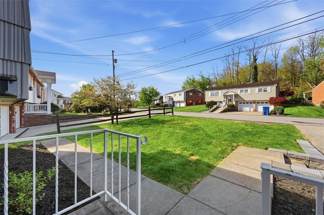 330 Laurie Drive, Penn Hills, PA 15235