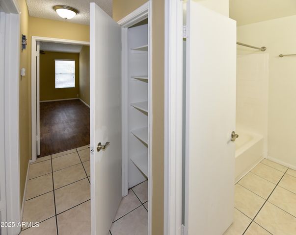 3653 W SARAGOSA Street, Chandler, AZ 85226