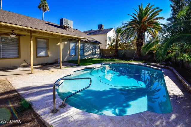 3653 W SARAGOSA Street, Chandler, AZ 85226