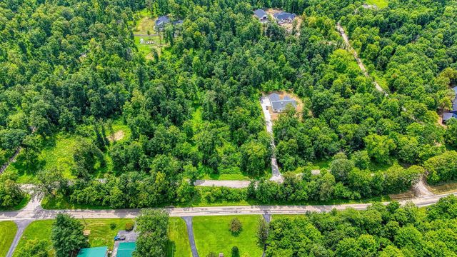 8245 Royalton Road SW, Lancaster, OH 43130