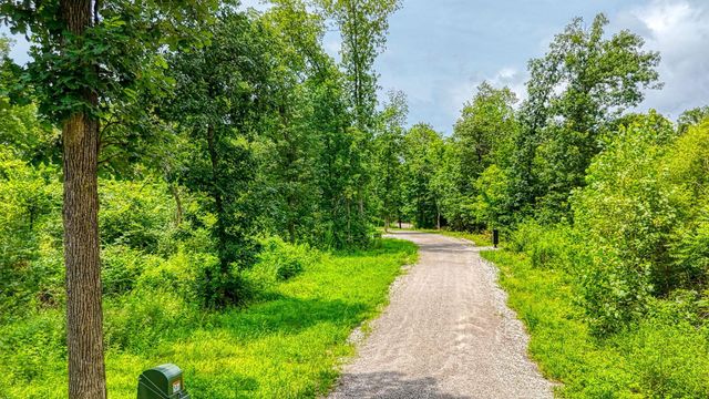 8245 Royalton Road SW, Lancaster, OH 43130