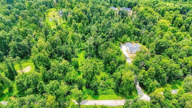 8245 Royalton Road SW, Lancaster, OH 43130