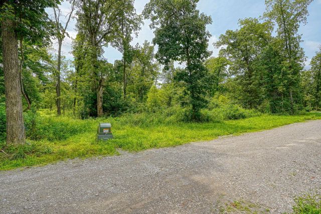 8245 Royalton Road SW, Lancaster, OH 43130