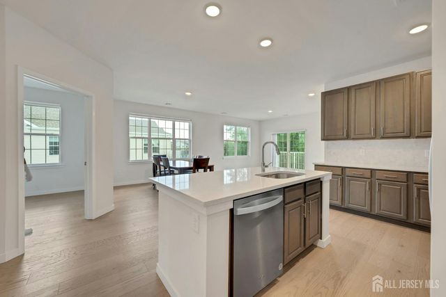 644 Lorhan Drive, Piscataway, NJ 08854