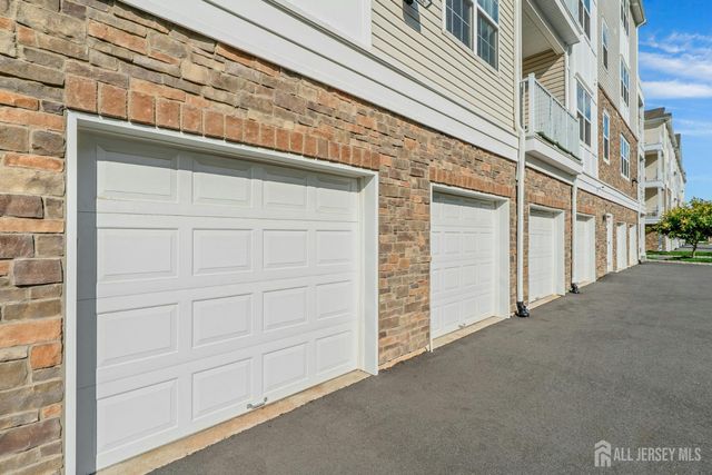 644 Lorhan Drive, Piscataway, NJ 08854
