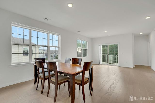 644 Lorhan Drive, Piscataway, NJ 08854