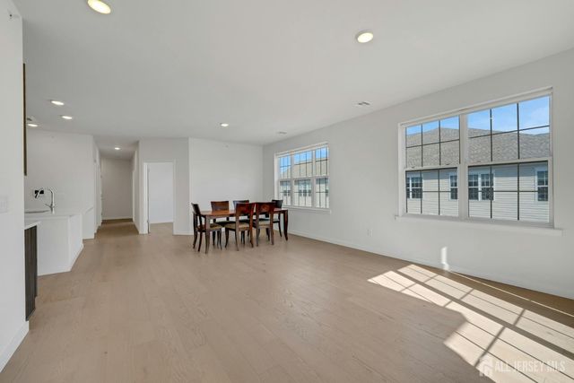644 Lorhan Drive, Piscataway, NJ 08854