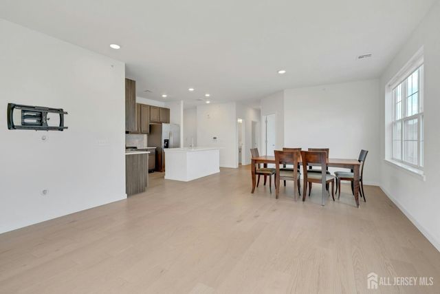 644 Lorhan Drive, Piscataway, NJ 08854