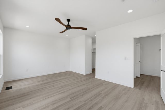 512 S Oconnor Road, Irving, TX 75060