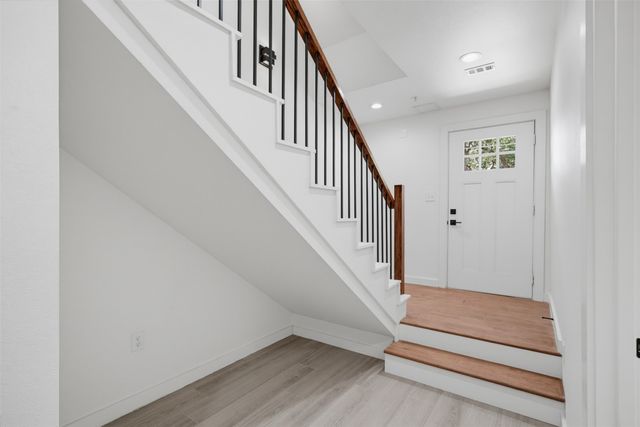 512 S Oconnor Road, Irving, TX 75060