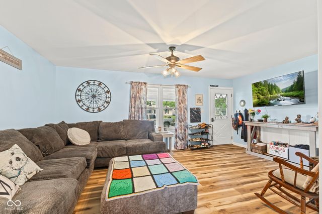 91 North Drive, Mooresville, IN 46158