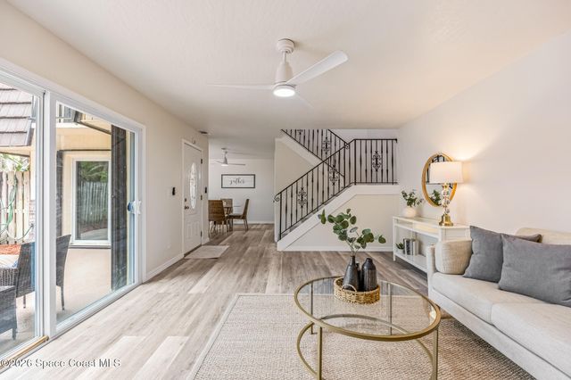 2715 Vista Oaks Circle NE, Palm Bay, FL 32905