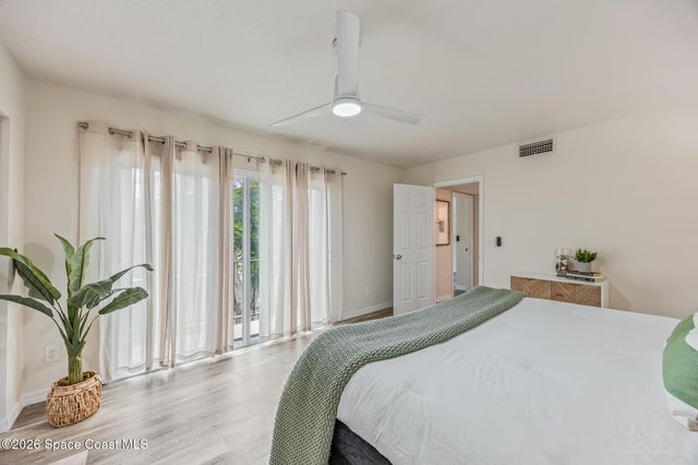 2715 Vista Oaks Circle NE, Palm Bay, FL 32905