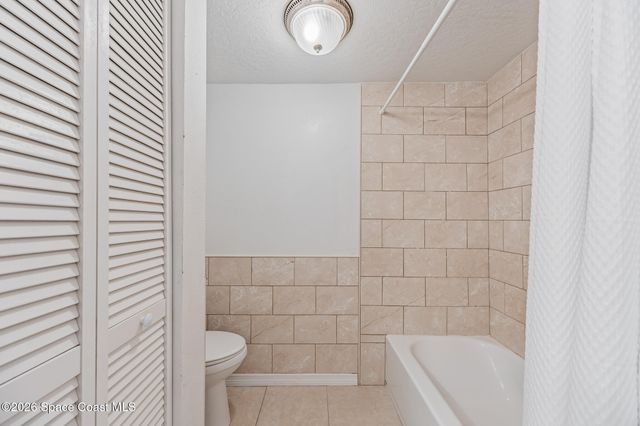 2715 Vista Oaks Circle NE, Palm Bay, FL 32905