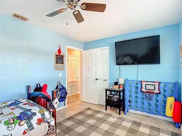 6614 WINDING OAK DRIVE, Tampa, FL 33625