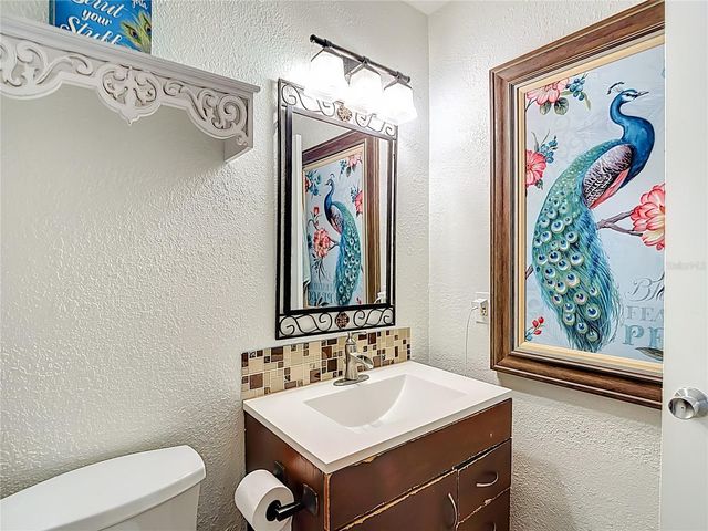 6614 WINDING OAK DRIVE, Tampa, FL 33625