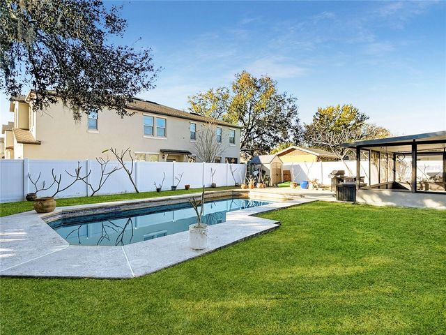 6614 WINDING OAK DRIVE, Tampa, FL 33625